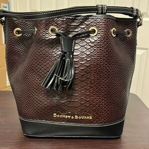 Brown croco Dooney & Burke bucket bag